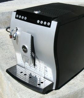 Jura Capresso Impressa S8 Swiss Espresso Coffee Maker