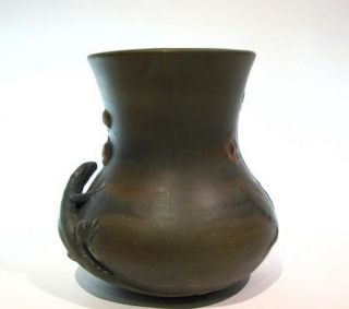 Weller Arts and Crafts Pottery Kenova Salamander Vase
