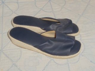 Vtg Womens Dr Leonards Navy Blue Open Toe Wedge Heel Sandals Slippers