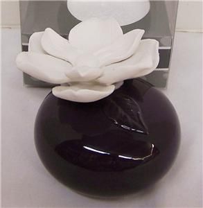 Croscill Ceramic Flower Diffuser Magnolia New in Box