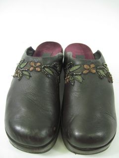 Lava Mandel Brown Leather Flower Clogs Shoes Sz 8 5