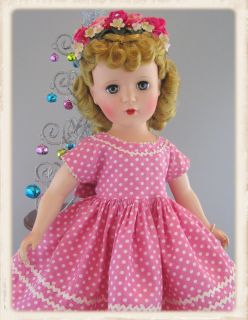 Pretty Madame Alexander Margaret in Pink Christmas Comes in All Colors