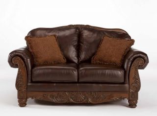100% leather upholstery sofa / love North Shore by Ashley Furniture