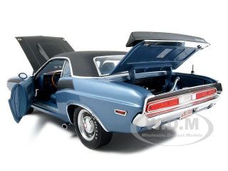 diecast model of 1970 Dodge Challenger T/A die cast car by Highway 61