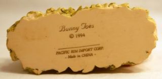 This is an adorable display plaque for the Bunny Toes collection of