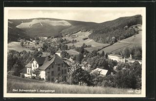 schöne AK Bad Schwarzbach, Ortsansicht mit Kurhaus und Isergebirge