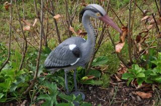 Fischreiher aus Kunststoff Vogel Gartenfigur Gartendeko Teichvogel