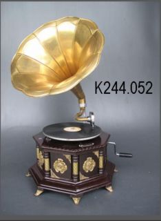 K244.052 Grammophon(Dv.Ms)Holz braun achteckig(Deko) H.70cm