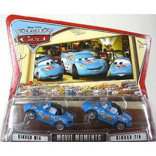 Disney Pixar   CARS   THE WORLD OF CARS   Die Cast   Movie Moments   2