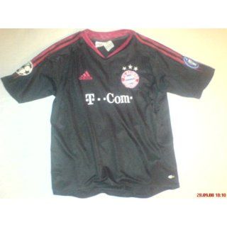 FC Bayern München Trikot Saison 2004/2005 Champions League: 