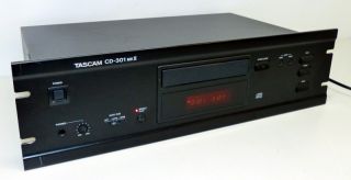 TASCAM CD 301 MKII Professional High End Studio CD Player 19 3HE