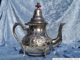 Versilberte alte marokkanische orientalische arabische Teekanne Silber