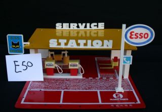 E50 GARAGE STATION SERVICE FRANCE JOUETS FJ ESSO