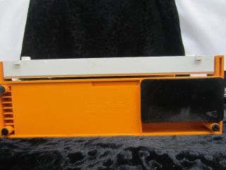 Brotschneidemaschine, Typ 377   orange   70er   RETRO