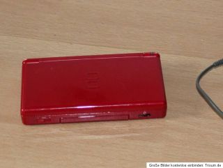 Nintendo DS Lite Rot Handheld Spielkonsole, Ladekabel und Toucpen