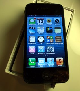 IPhone 4 schwarz,16Gb, Ohne Simlock, Display NEU, mit Zubehoer, OVP