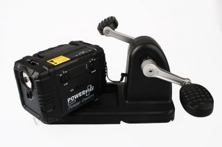 POWERplus Cougar Pedal Generator Outdoor Batterie mit Handscheinwerfer