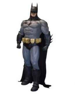 und Xbox 360 verlosen wir eine Batman Figur in Lebensgröße
