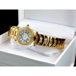 Pierre Cardin Armbanduhr mit passendem Schmuckset bestehend aus