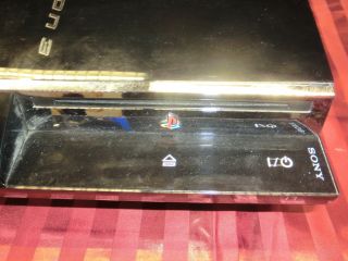 Sony PlayStation 3 PS3 60GB, defekt, schaltet sofort ab, für Bastler