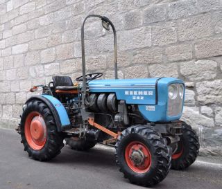 Eicher 542 / 3724 KA Schmalspurtraktor Traktor Allrad Weinbergtraktor