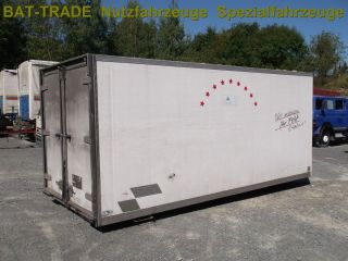 Kofferaufbau isoliert 560 Container Shelter LKW Bundeswehr Dornier
