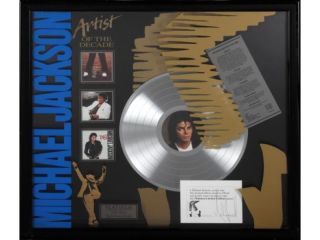 MICHAEL JACKSON  OFFICIAL HAND SIGNED CARD   ARTIST OF THE DECADE