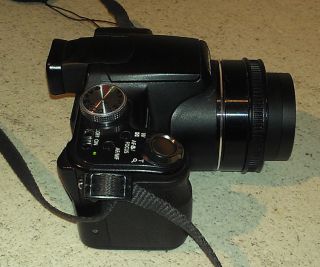 PANASONIC Lumix DMC FZ18 8.1 Mega Pixel Digitalkamera * Leica Objektiv