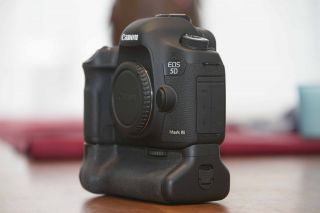 Canon EOS 5D Mark III 22.3 MP Digitalkamera   Schwarz (Nur Gehäuse