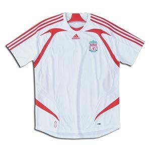 Liverpool 2008 Away Youth Soccer Jersey: Clothing