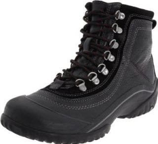 Clarks Womens Muckers Frost Lace Up Boot: Shoes