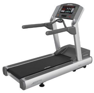 Life Fitness Club Series Treadmill: Sports & Outdoors