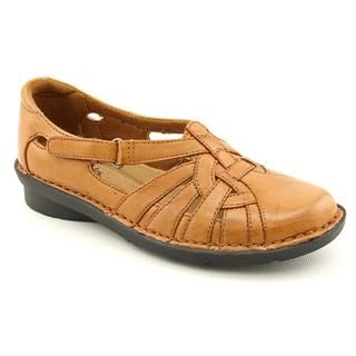 Clarks Womens Nikki Common Leather Casual Shoes