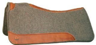 Standard Square Saddle Pad: Sports & Outdoors
