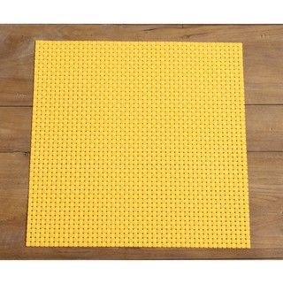 Bistro 14 inch Yellow Square Placemats (Set of 4)