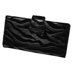 Hailey Jeans Co. Womens Animal Print Clutch Wallet