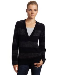 Splendid Womens Twist 3/4 V Neck Sweater, Black, Medium