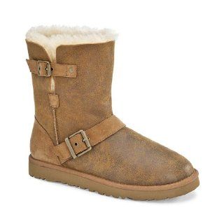 UGG Womens Classic Short Dylyn Boot: Shoes